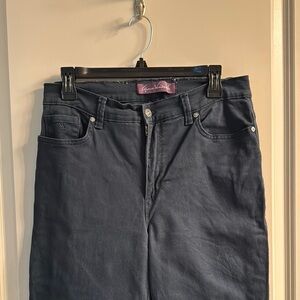 Gloria Vanderbilt “Amanda” Women's Dark Green Jeans